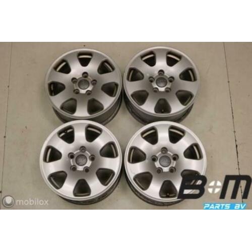 Set originele 15 inch lichtmetalen velgen Audi A4 8E