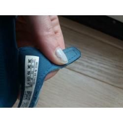Adidas Altaswim slippers maat 19