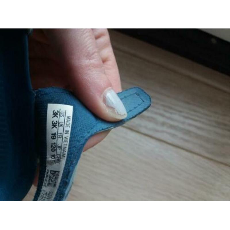Adidas Altaswim slippers maat 19