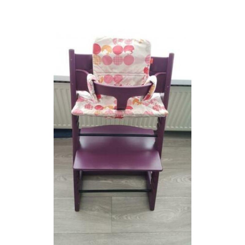 Mooie originele paarse stokke trip trapp stoel
