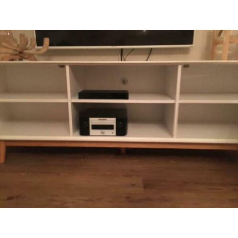 Te koop leuke tv kast/meubel.