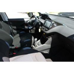 Peugeot 208 1.6 E-HDI ALLURE Navigatie Panoramadak Clima 16"