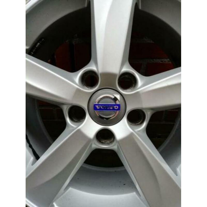 Volvo velgen 16 inch. (V40)