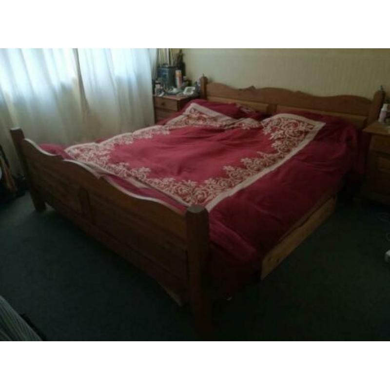 Massief eiken tweepersoons bed, eiken.