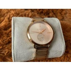 Rose-gold michael kors horloge