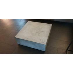 Industriële betonnen salontafel 80x80x28