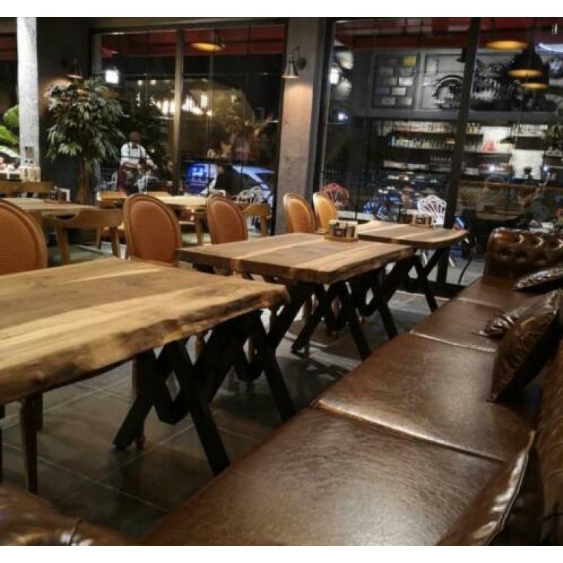 Restuarant&horeca&cafe boomstamtafel