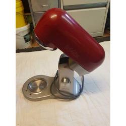Keukenmachine Kenwood zonder kom.