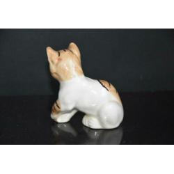 Schattig vintage beeldje kat poes