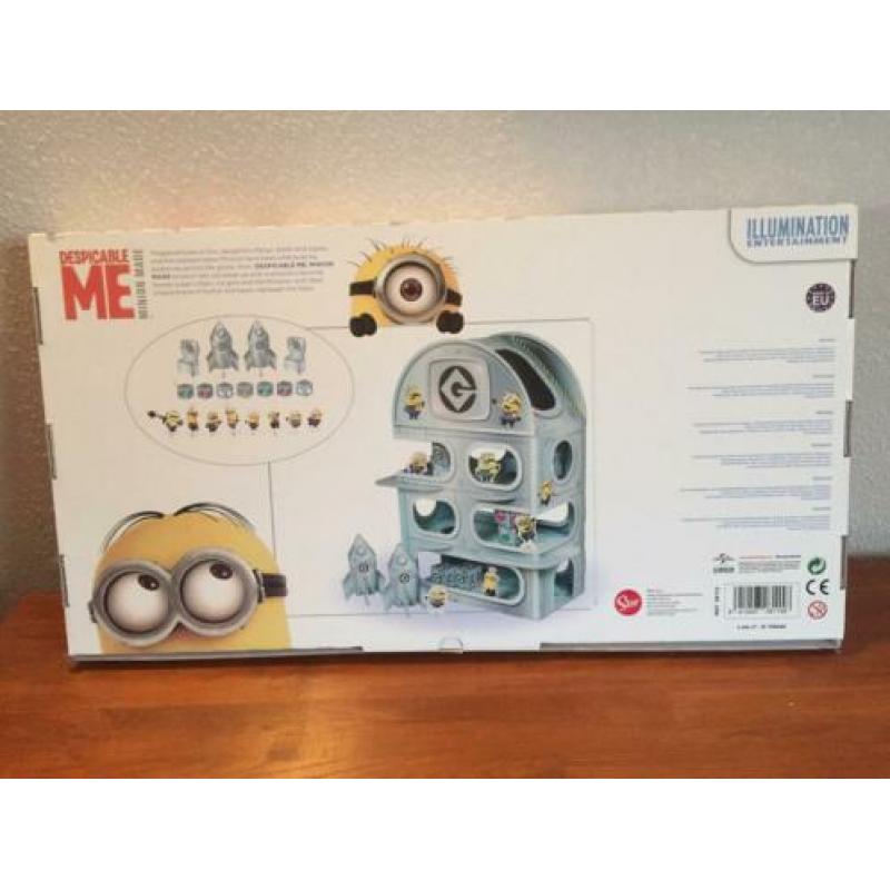 Minionfabriek met 14 minions, knutselspullen en nog meer
