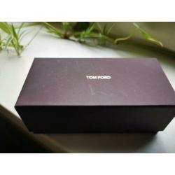 Tom Ford zonnebril model Mathias TF143 28B