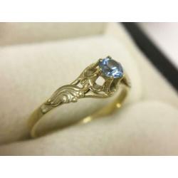 Antiek Gouden Ring Helder Blauwe Briljantgeslepen Topaas