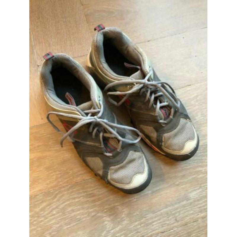 Te Koop: Dita Heren Hockey schoenen maat 44 1/2.