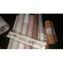 Behangpapier voor poppenhuis*