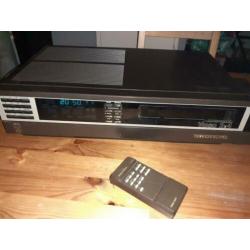 Gereviseerde grundig 2x4 video 2000 / vcc
