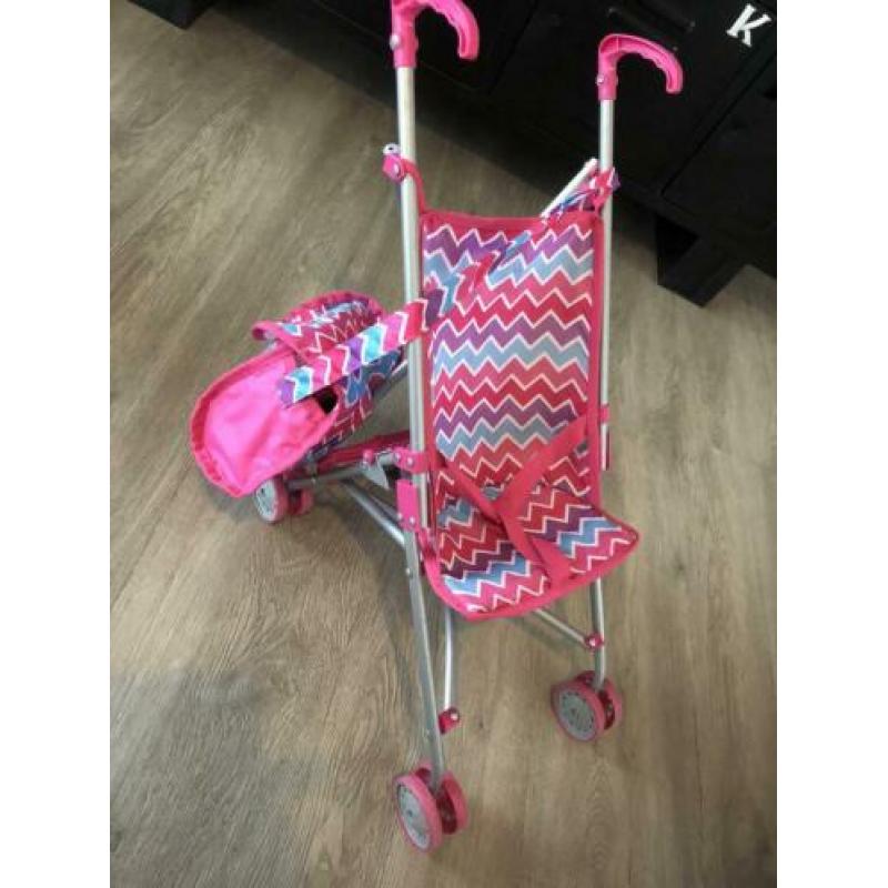 Buggy poppen en verschoontas