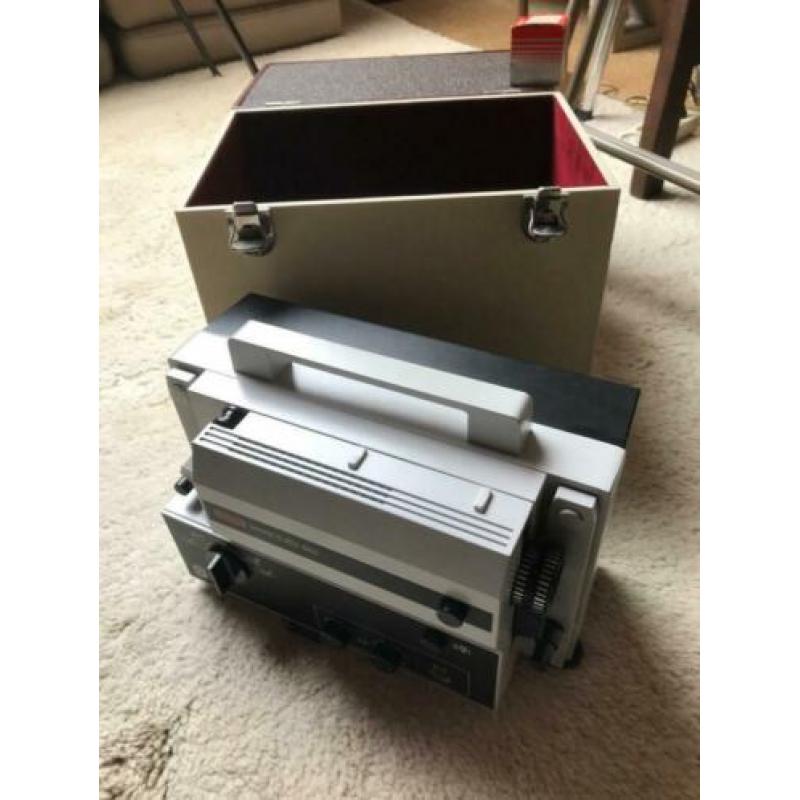 Diaprojector en filmprojector