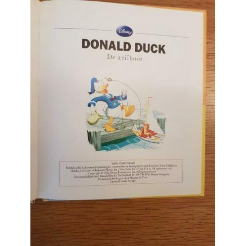 Donald Duck, De zeilboot, een Disney gouden boekje