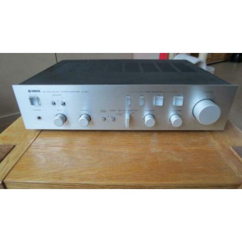 Yamaha A 550 Versterker Natural Sound A-550