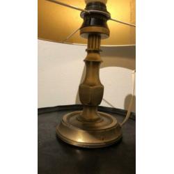 Lamp met gouden voetje