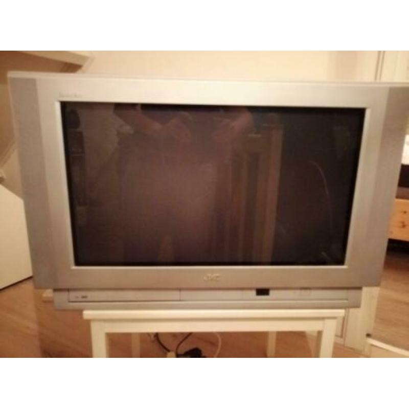 Jvc televisie met beeldbuis 100 hrtz