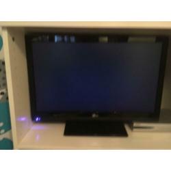 Mooie led tv diagonaal 66cm