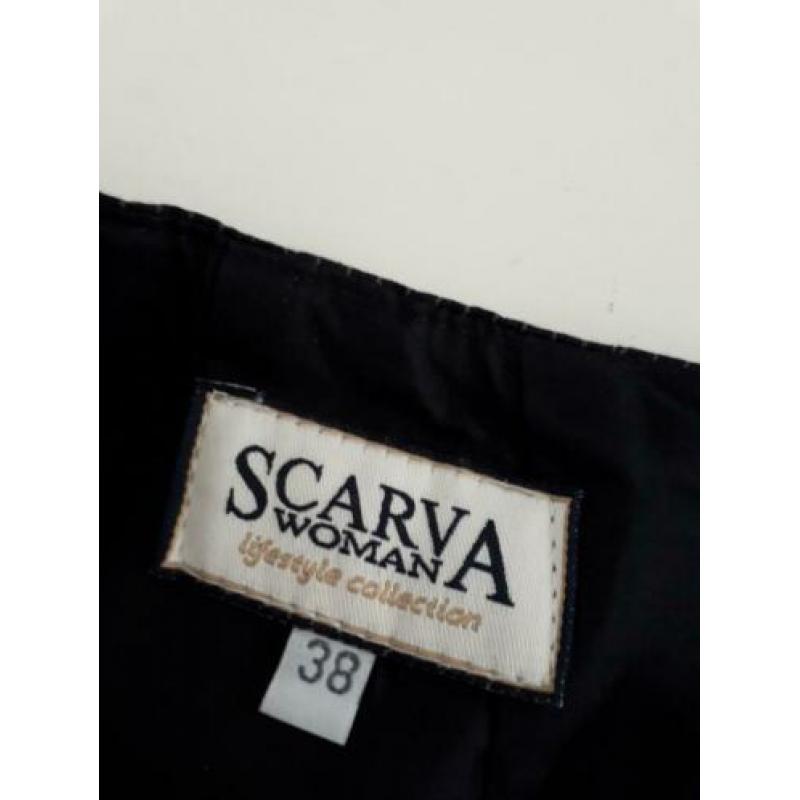 Mt 38 SCARVA damesrok ALS NIEUW!