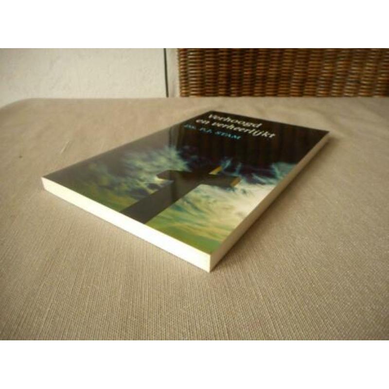 Verhoogd en verheerlijkt - Ds. P.J. Stam