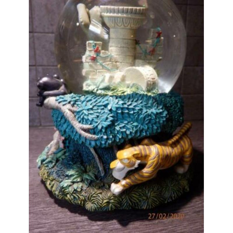 Snowglobe Jungle Book