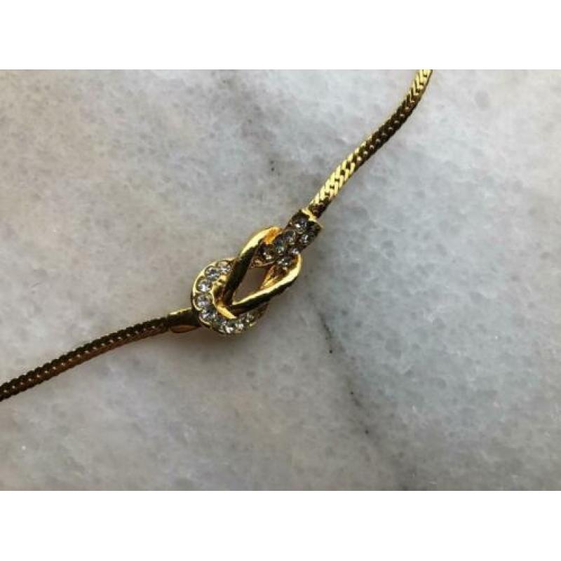 Goudkleurige ketting met strass