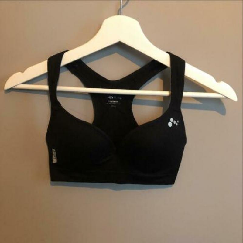 Only Play zwarte sport BH met vulling maat S