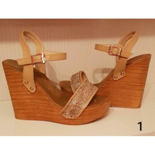 Pumps Wedges Laarsjes