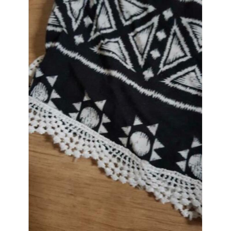 leuke korte short maat 38/40