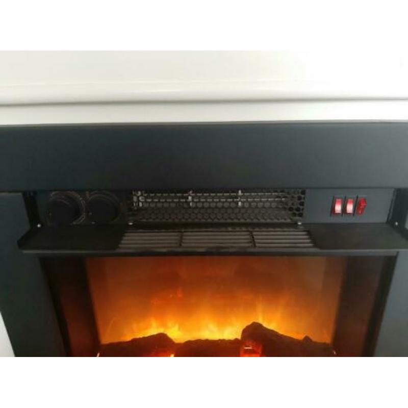grote sierhaard/sierschouw met licht en warmte