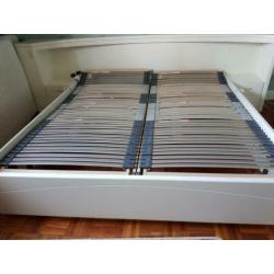 Tweepersoons bed met elektrische bedbodems