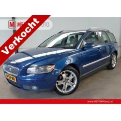 Volvo V50 2.0D 136 PK Summum XENON LEER NAVI OPEN DAK TREKHA