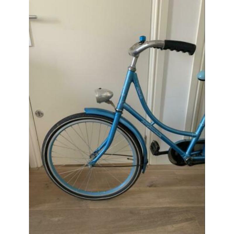 Super leuke meisjes oma’s fiets 22 inch