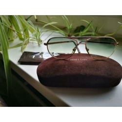 Tom Ford zonnebril model Mathias TF143 28B