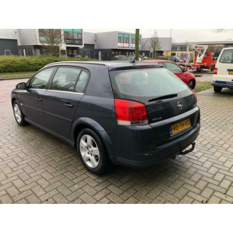 Opel Signum 1.9 CDTi Business