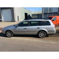 Ford Mondeo Wagon 1.8-16V Cool Edition Ford Mondeo Wagon 1.8