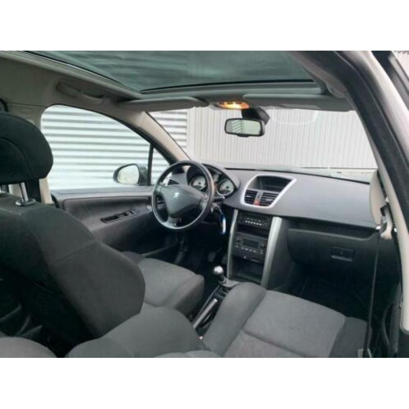 Peugeot 207 SW 1.6 VTi XS Première Climate-contr/Panoramadak