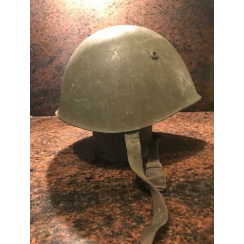 Italiaanse helm model 33