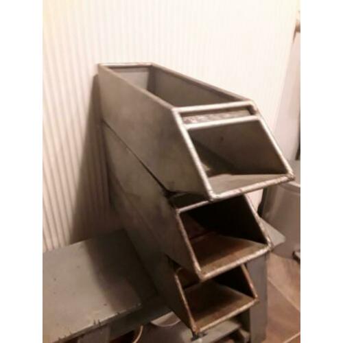 Industriële stapelbare metalen opbergbakken