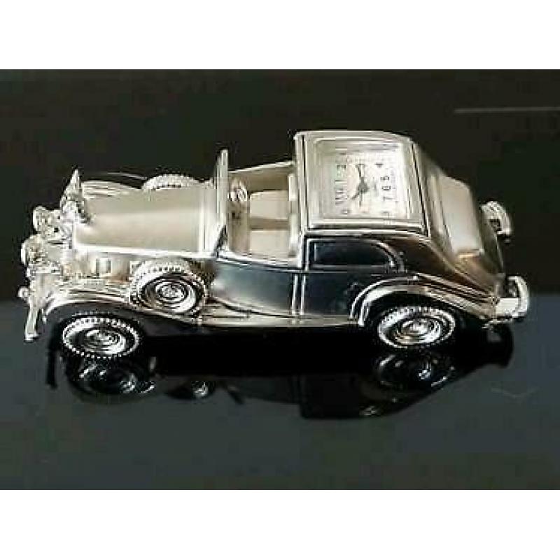 Modelauto met klokje
