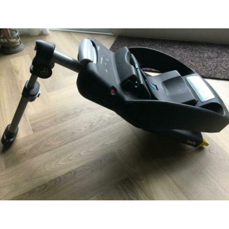Maxi Cosi IsoFix EasyFix base en evt. Maxi Cosi CabrioFix