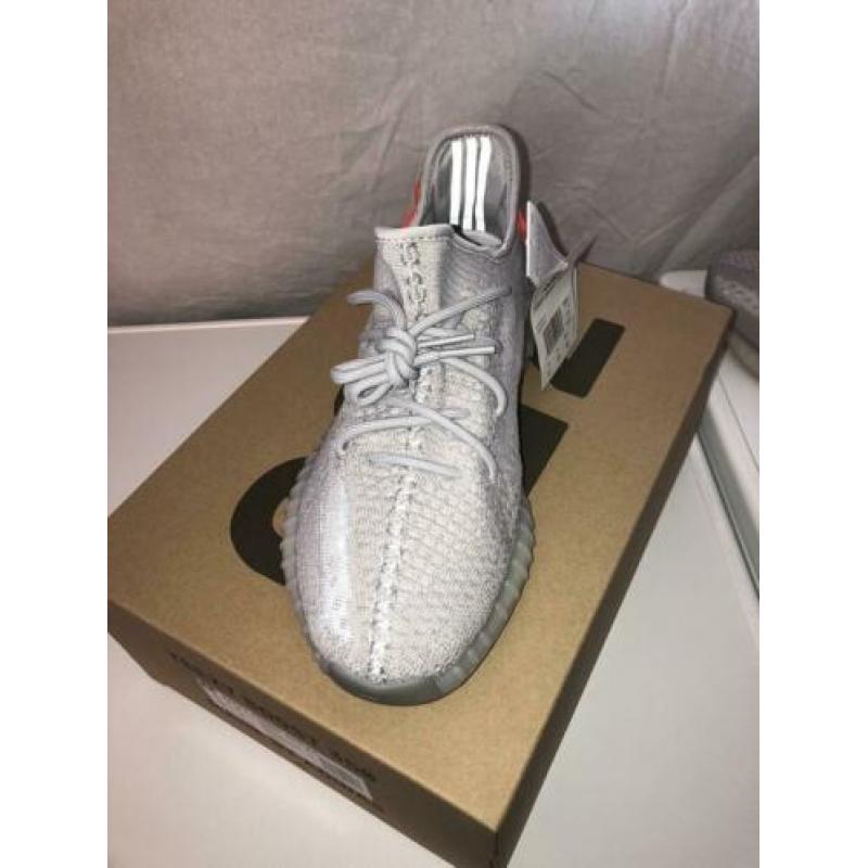 Adidas Yeezy Boost 350 V2 Tail Light, 43 1/3, deadstock