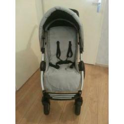 Schone Mutsy kinderwagen.