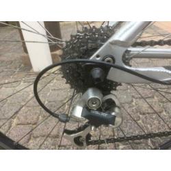 te koop goede mountainbike