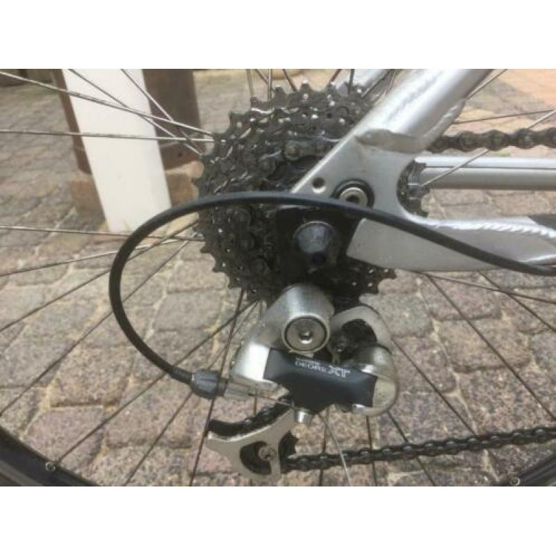 te koop goede mountainbike