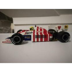1:18 Ayrton Senna Toleman Hart Tg84 zonder ovp